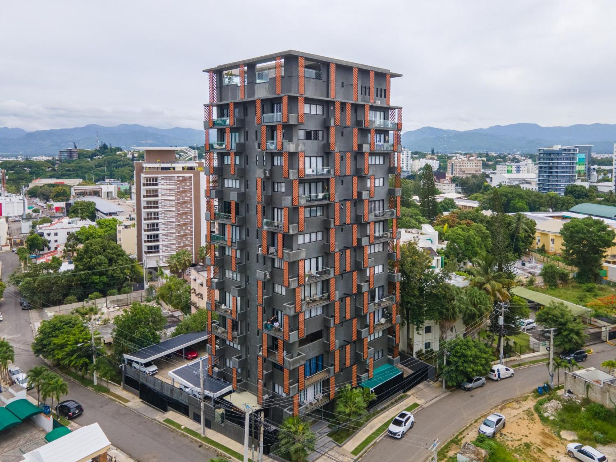 Modern Luxury Condo With Rooftop Pool & Gym Santiago De Los Caballeros Dış mekan fotoğraf